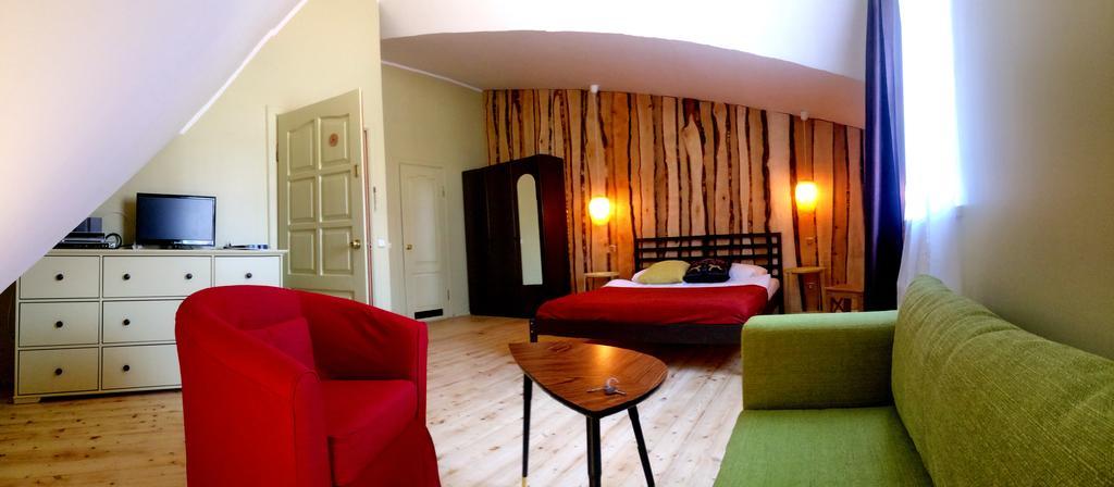 Guest House Vasara Nida Bagian luar foto