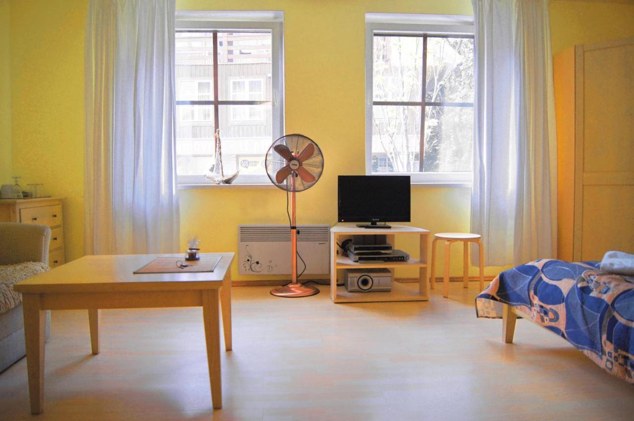 Guest House Vasara Nida Bagian luar foto