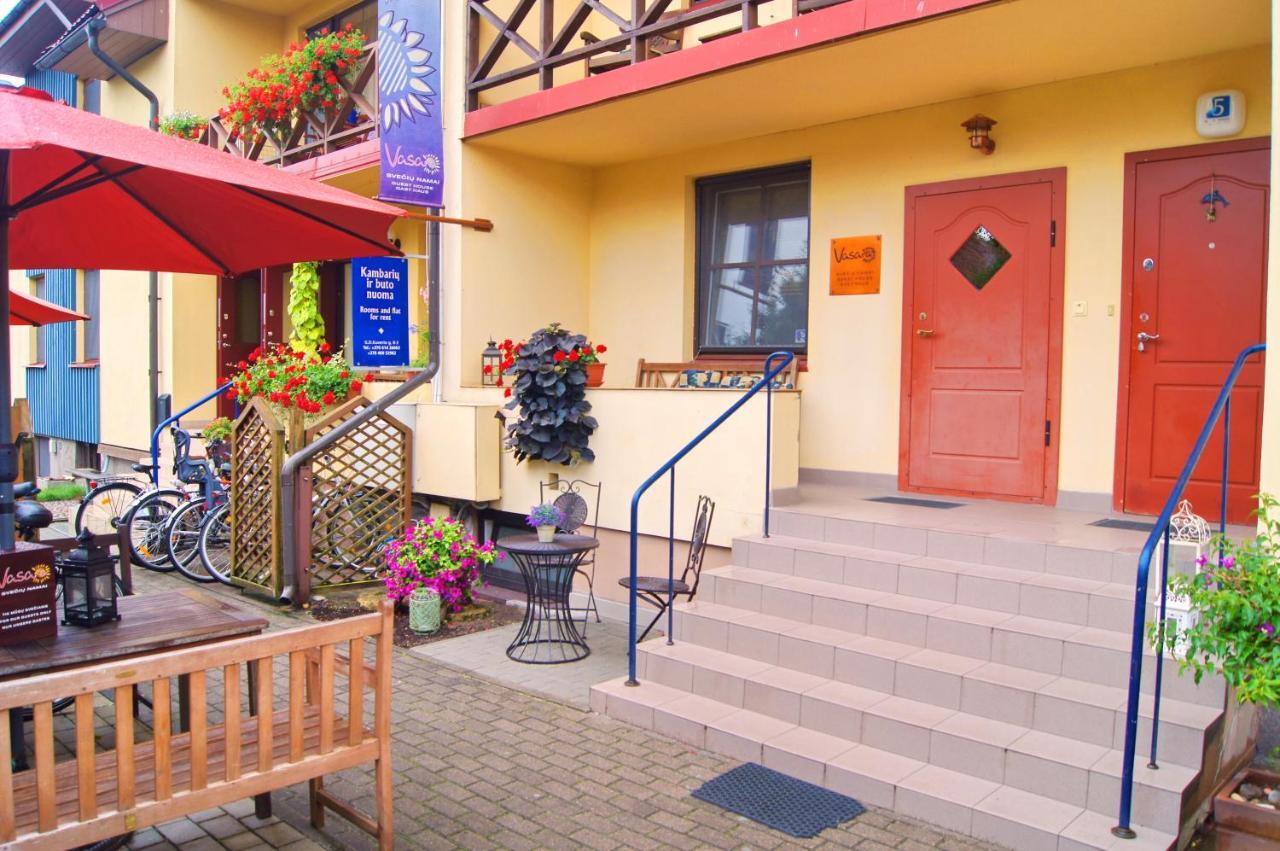 Guest House Vasara Nida Bagian luar foto