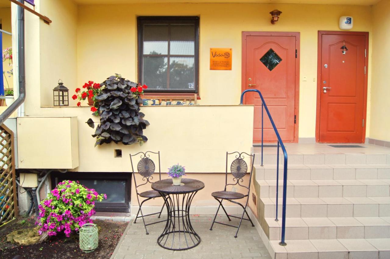 Guest House Vasara Nida Bagian luar foto